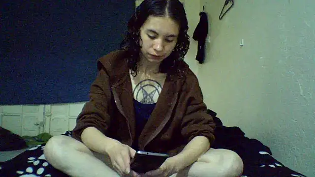 CELEna098rs707 online show from 02/18/26, 04:54