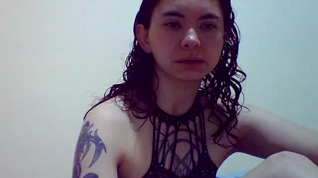 Snapshot of CELEna098rs707 chatting on 10/02/25, 05:05 CELEna098rs707 online show from 10/02/25, 05:05