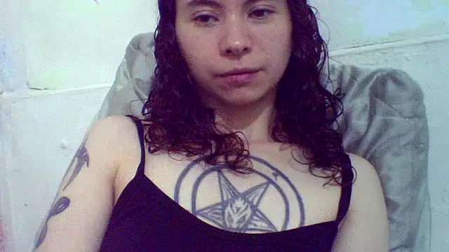 Snapshot of CELEna098rs707 chatting on 12/13/25, 09:32 CELEna098rs707 online show from 12/13/25, 09:32