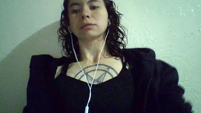 Snapshot of CELEna098rs707 chatting on 03/09/26, 11:03 CELEna098rs707 online show from 03/09/26, 11:03