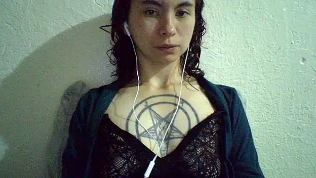 Snapshot of CELEna098rs707 chatting on 04/05/26, 01:12 CELEna098rs707 online show from 04/05/26, 01:12