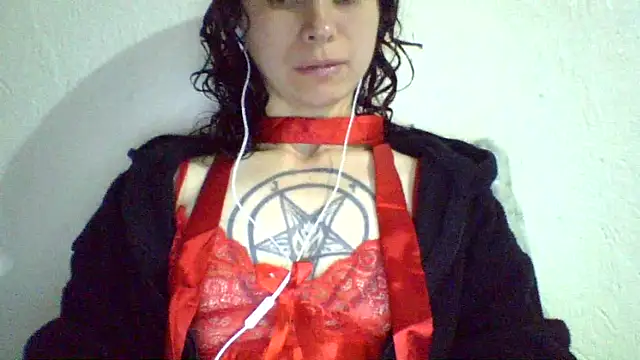 Snapshot of CELEna098rs707 chatting on 03/19/26, 04:01 CELEna098rs707 online show from 03/19/26, 04:01