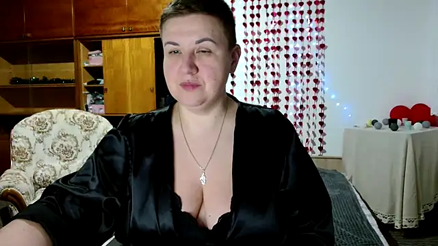 Snapshot of Annet1912 chatting on 03/12/25, 06:11 Annet1912 online show from 03/12/25, 06:11