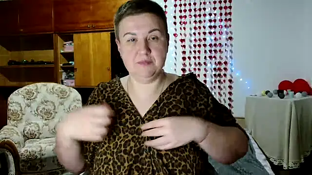Snapshot of Annet1912 chatting on 03/11/25, 06:19 Annet1912 online show from 03/11/25, 06:19
