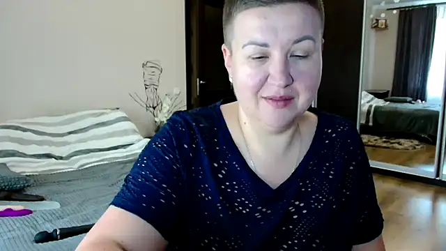 Snapshot of Annet1912 chatting on 09/10/25, 07:40 Annet1912 online show from 09/10/25, 07:40