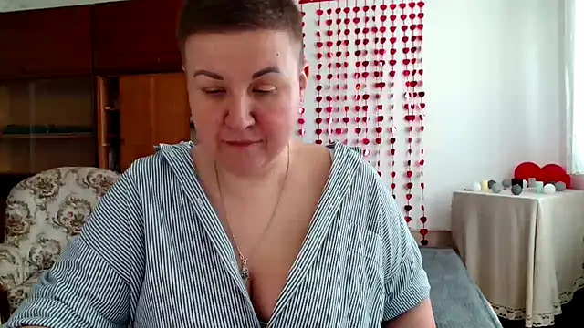 Snapshot of Annet1912 chatting on 03/22/25, 10:49 Annet1912 online show from 03/22/25, 10:49