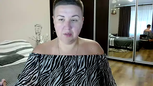 Snapshot of Annet1912 chatting on 10/28/25, 12:26 Annet1912 online show from 10/28/25, 12:26