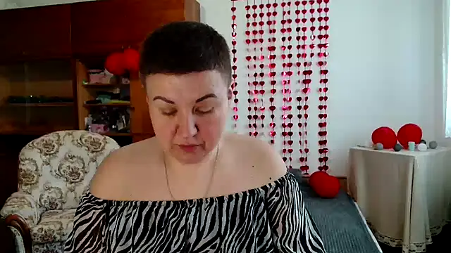 Snapshot of Annet1912 chatting on 02/25/25, 09:42 Annet1912 online show from 02/25/25, 09:42