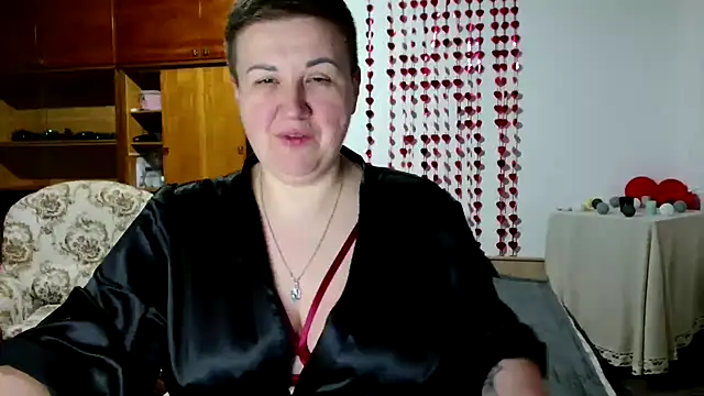 Snapshot of Annet1912 chatting on 03/20/25, 06:53 Annet1912 online show from 03/20/25, 06:53