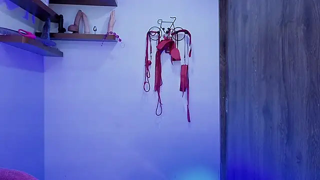 avans 15 online show from 11/12/25, 10:57