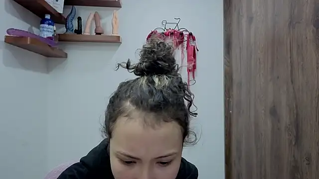 avans 15 online show from 11/29/25, 11:16