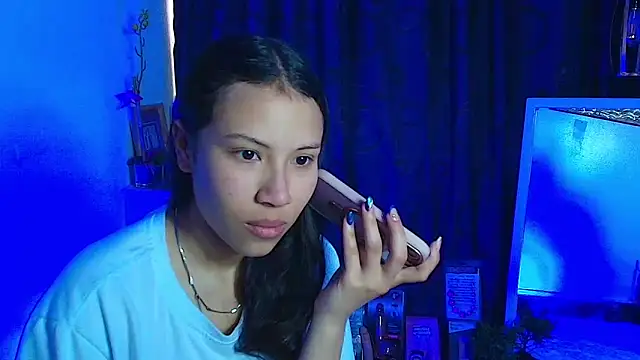 Snapshot of avans_15 chatting on 03/11/25, 07:25 avans 15 online show from 03/11/25, 07:25