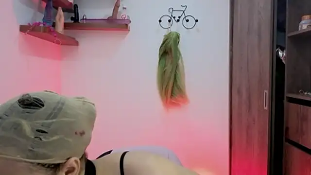 avans 15 online show from 10/27/25, 11:05