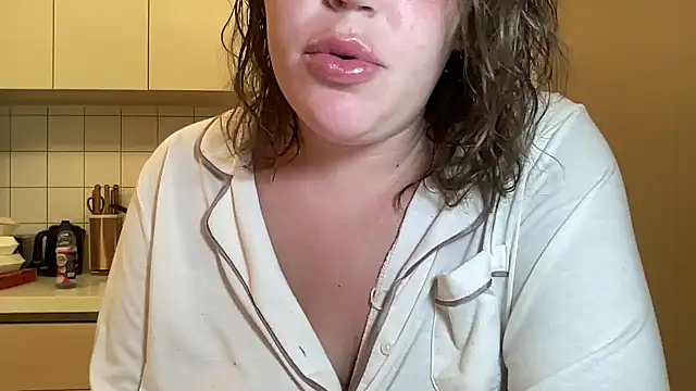 lilylush24 online show from 02/19/25, 02:55