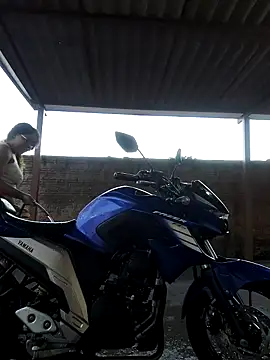 VitoriaFernandes online show from 10/25/25, 09:37