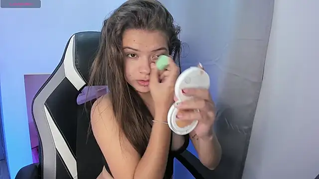 PaigeJayden online show from 11/22/25, 04:00