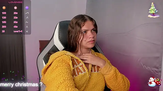 PaigeJayden online show from 12/15/25, 02:50