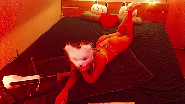 kleinelea123 online show from 01/25/25, 08:42