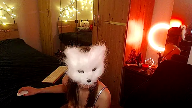 kleinelea123 online show from 12/25/24, 05:58