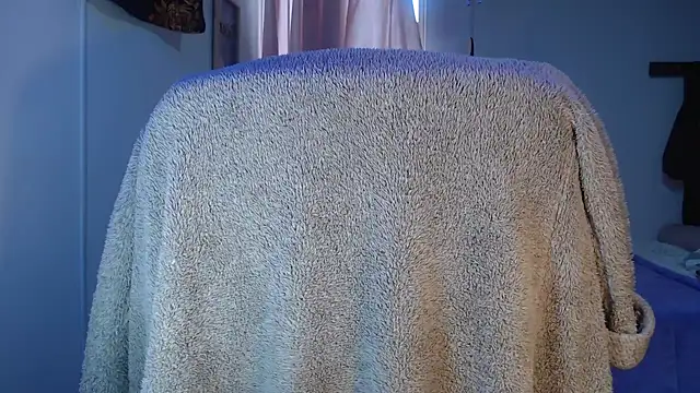 yulieth anamar online show from 05/19/26, 06:15