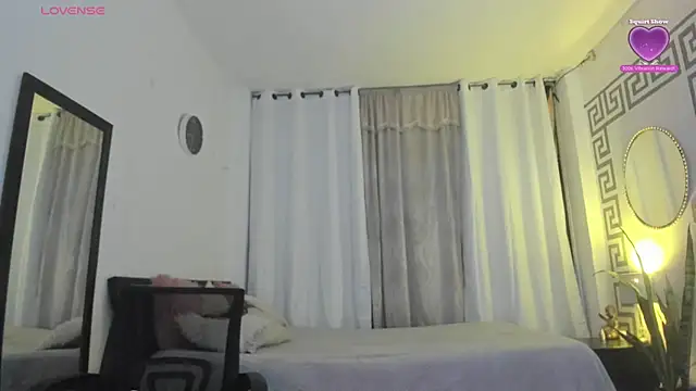 Sophie sweett19 online show from 12/23/25, 03:50