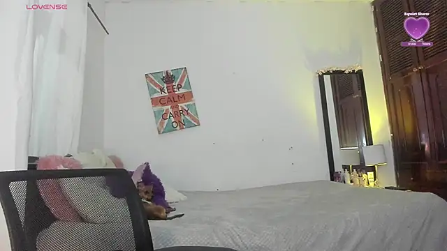 Sophie sweett19 online show from 10/19/25, 11:07