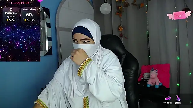 Snapshot of Falak-Yasin chatting on 09/12/25, 12:16 Falak-Yasin online show from 09/12/25, 12:16