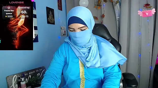 Snapshot of Falak-Yasin chatting on 09/15/25, 12:16 Falak-Yasin online show from 09/15/25, 12:16