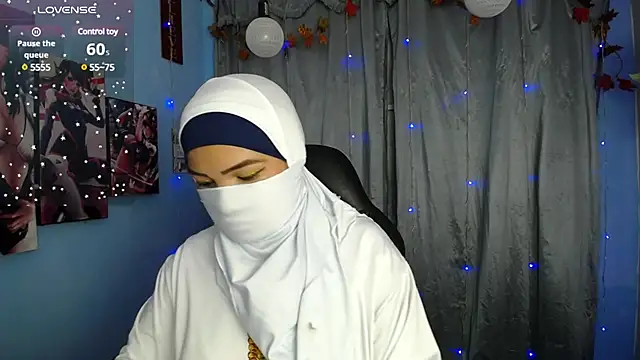 Snapshot of Falak-Yasin chatting on 02/15/25, 12:11 Falak-Yasin online show from 02/15/25, 12:11