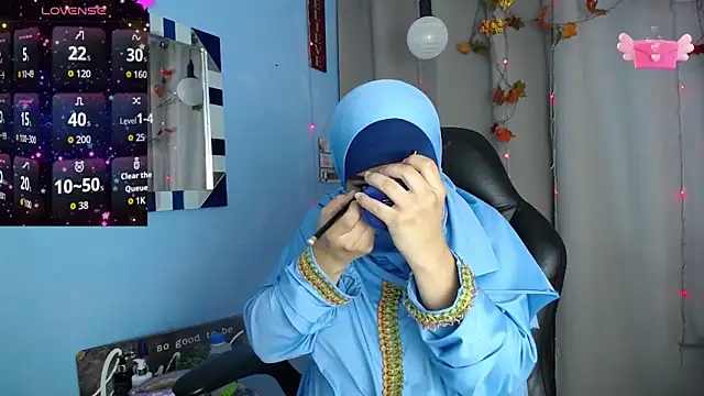 Snapshot of Falak-Yasin chatting on 09/13/25, 12:38 Falak-Yasin online show from 09/13/25, 12:38