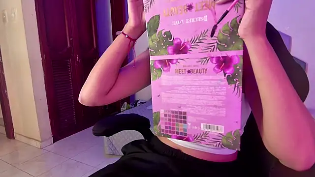 Horny tgn online show from 11/10/25, 12:21