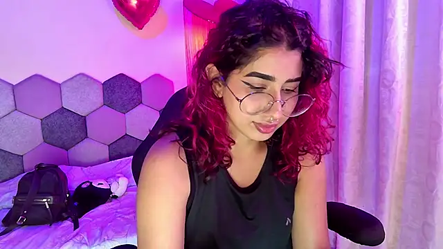 Horny tgn online show from 03/09/26, 06:22