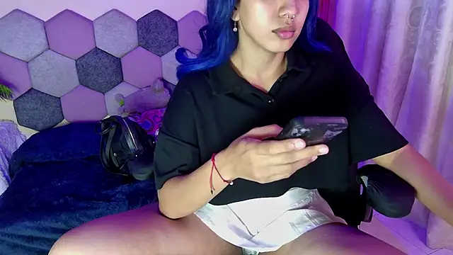 Horny tgn online show from 02/15/26, 06:07