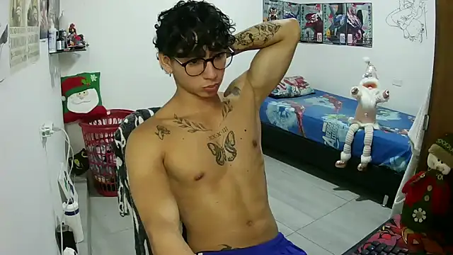 Snapshot of Dillom420 chatting on 12/17/25, 08:47 Dillom420 online show from 12/17/25, 08:47