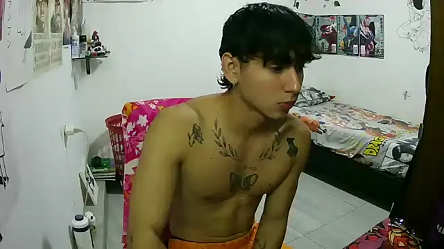 Snapshot of Dillom420 chatting on 01/14/26, 03:32 Dillom420 online show from 01/14/26, 03:32