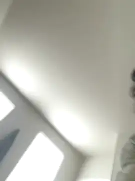 Snapshot of Natural_sexy33 chatting on 10/15/25, 04:48 Natural sexy33 online show from 10/15/25, 04:48