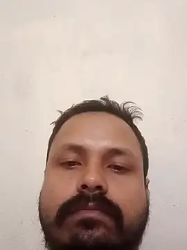 Snapshot of Aabhinashh chatting on 10/28/25, 06:40 Aabhinashh online show from 10/28/25, 06:40