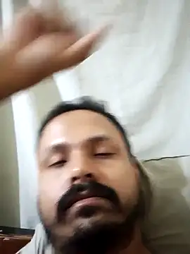 Snapshot of Aabhinashh chatting on 10/25/25, 08:09 Aabhinashh online show from 10/25/25, 08:09