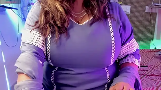 Gulabi Queen online show from 02/26/25, 05:35