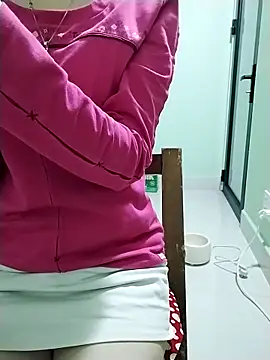 Snapshot of Anna-Cute69 chatting on 10/30/25, 09:33 Anna-Cute69 online show from 10/30/25, 09:33