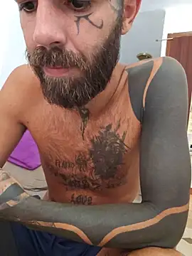 Snapshot of charlye_inkkkk chatting on 06/10/26, 12:28 charlye inkkkk online show from 06/10/26, 12:28
