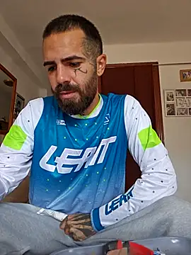 charlye inkkkk online show from 11/05/25, 01:25