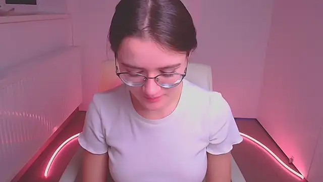 Josephine jo online show from 02/05/25, 06:35