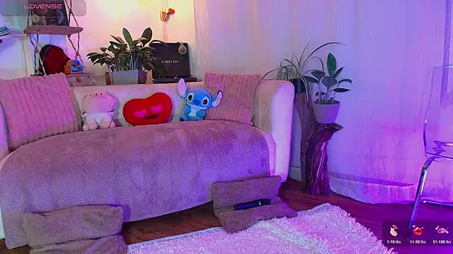 HANNAH LOVEE online show from 05/05/26, 02:36