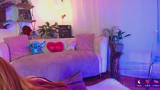 HANNAH LOVEE online show from 04/10/26, 03:35