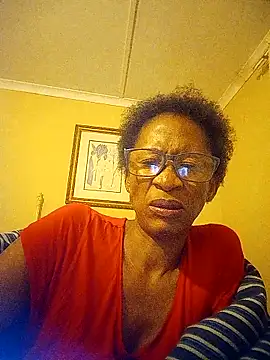 Snapshot of bustybillies chatting on 11/28/25, 05:24 bustybillies online show from 11/28/25, 05:24