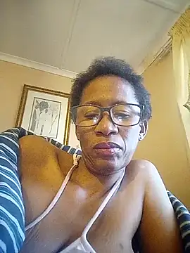 Snapshot of bustybillies chatting on 11/04/25, 02:21 bustybillies online show from 11/04/25, 02:21