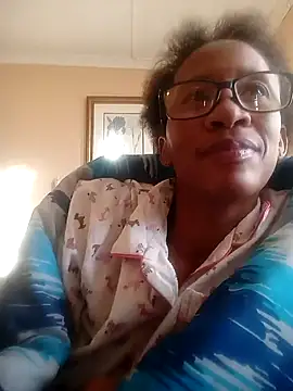 Snapshot of bustybillies chatting on 10/23/25, 04:22 bustybillies online show from 10/23/25, 04:22