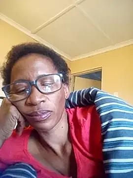 Snapshot of bustybillies chatting on 12/03/25, 04:06 bustybillies online show from 12/03/25, 04:06