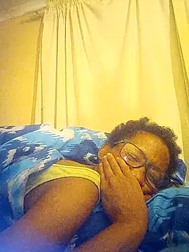 Snapshot of bustybillies chatting on 10/18/25, 01:29 bustybillies online show from 10/18/25, 01:29